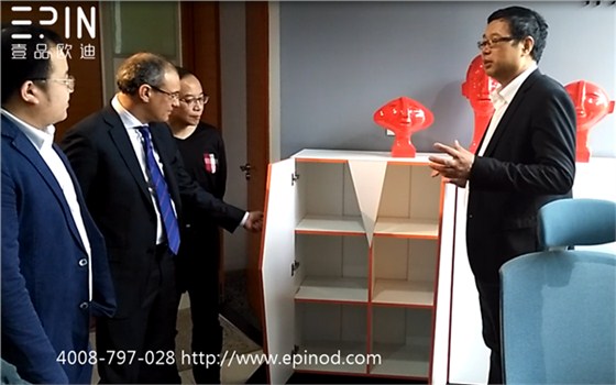壹品歐迪董事長張曉帆先生介紹酷睿系列產(chǎn)品的設(shè)計靈感及設(shè)計理念1