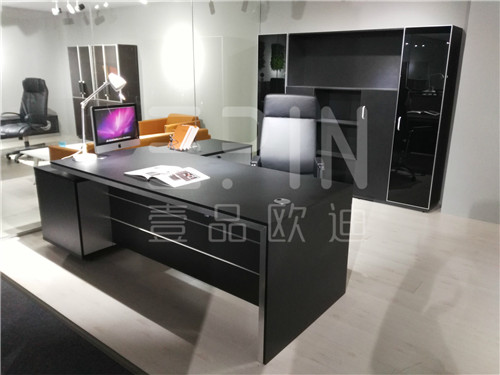 成都壹品歐迪把時尚環保帶到昆明辦公家具市場