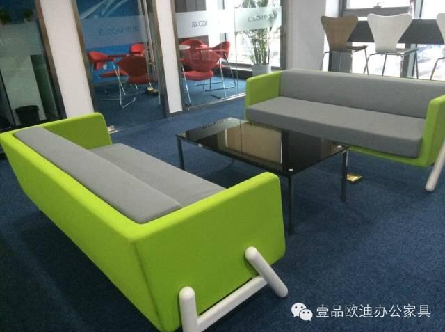 【央視新聞客戶端】京東JD讓老百姓放心網購，壹品歐迪讓京東JD綠色辦公